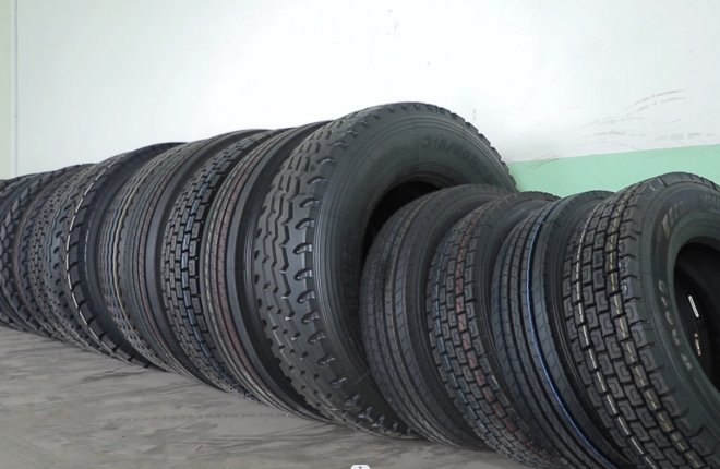 塊紋卡客車輪胎